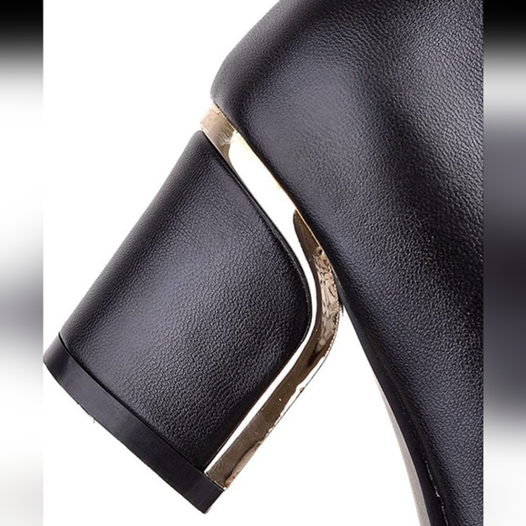 Boots - Picture 2 of 6